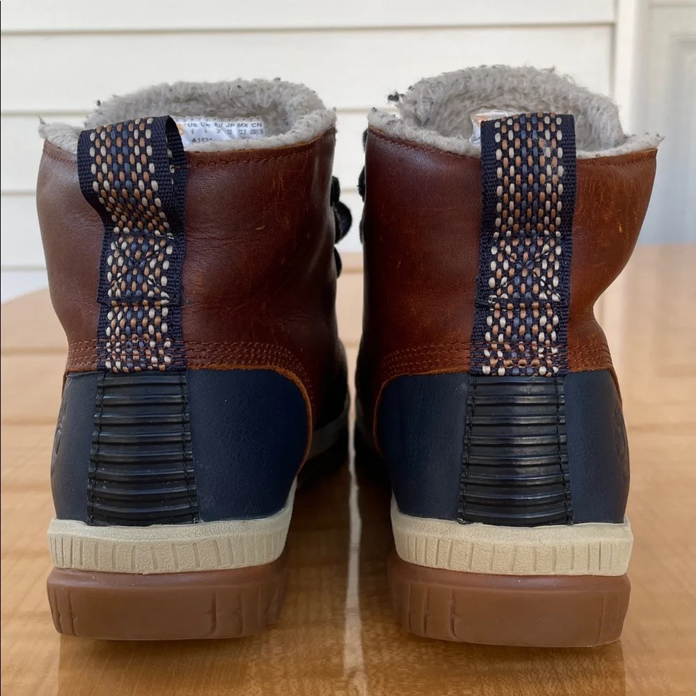 Timberland Mt. Hayes Chukka Lined Waterproof Womens Boots Size 6 - Picture 4 of 9